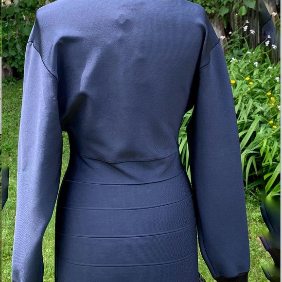 💗 HOST PICK 💗  NWT Herve Leger Paris Sweater Dress - Picture 5 of 11